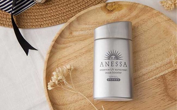 Anessa Essence UV Sunscreen Aqua Booster SPF 50+ PA++++