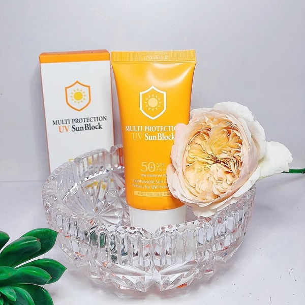 kem chống nắng 3W Clinic Multi Protection UV Sunblock