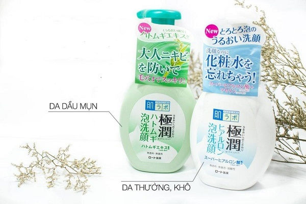 sữa rửa mặt Hada Labo Gokujyun Hatomugi Bubble Face Wash/