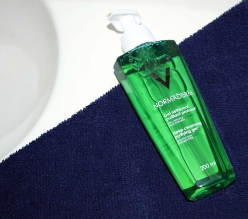Vichy Normaderm Deep Cleansing Gel With Salicylic Acid Acne Treatment