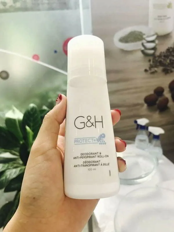 lăn nách khử mùi amway