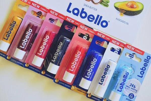 son dưỡng môi labello