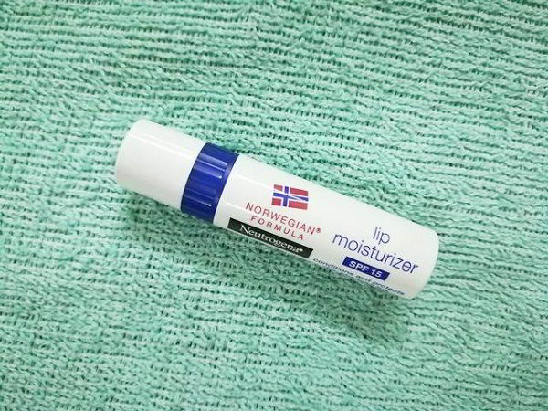 son dưỡng neutrogena norwegian formula lip moisturizer spf 15