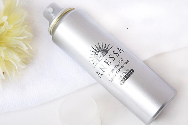 Anessa Essence UV Spray Sunscreen SPF 50+ PA++++