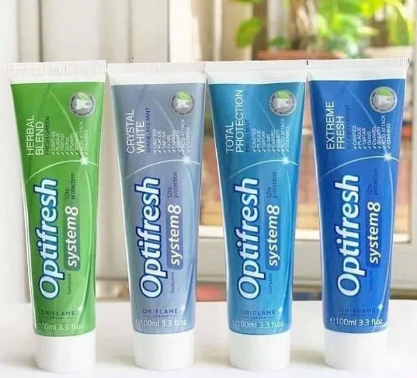 Kem đánh răng Oriflame Optifresh System 8