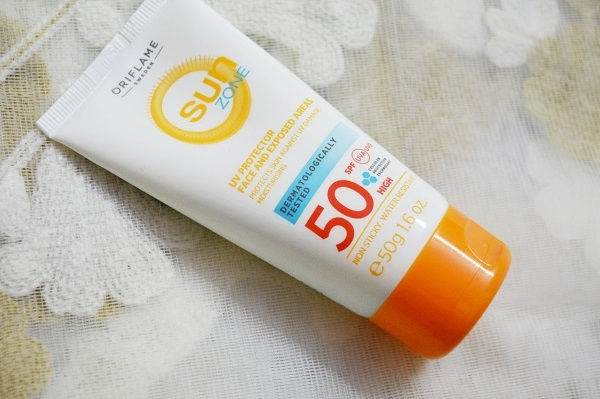Kem chống nắng Oriflame Sun Zone UV Protector Face And Exposed Areas SPF50 High