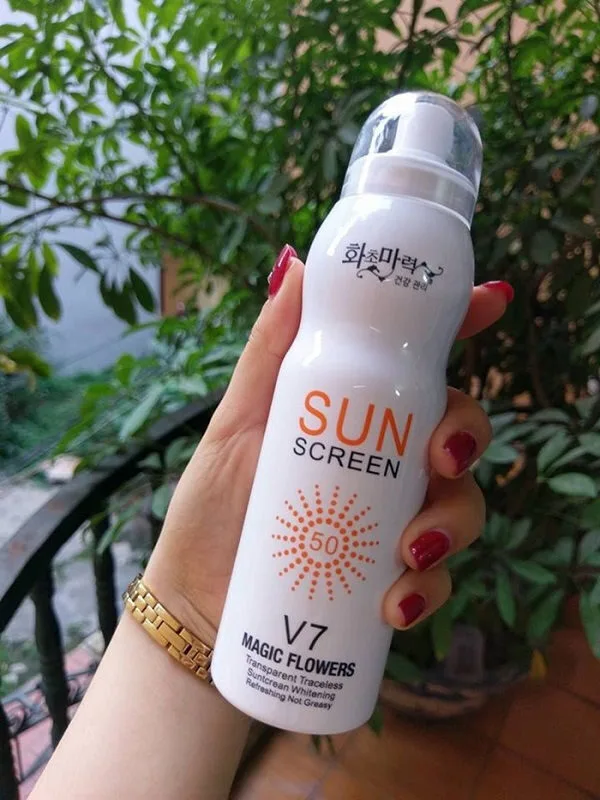 xịt chống nắng v7 sunscreen