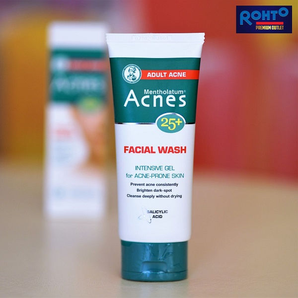 Gel rửa mặt trị mụn Acnes 25+ Facial Wash cho phụ nữ 25+