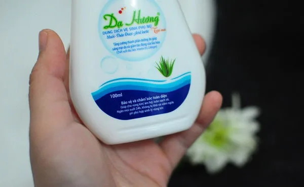 dung dịch vệ sinh phụ nữ dạ hương