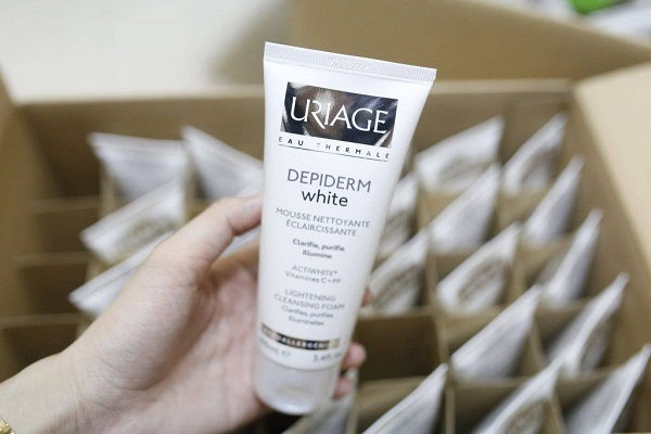 Sữa rửa mặt Uriage Depiderm White Lightening Cleansing Gel
