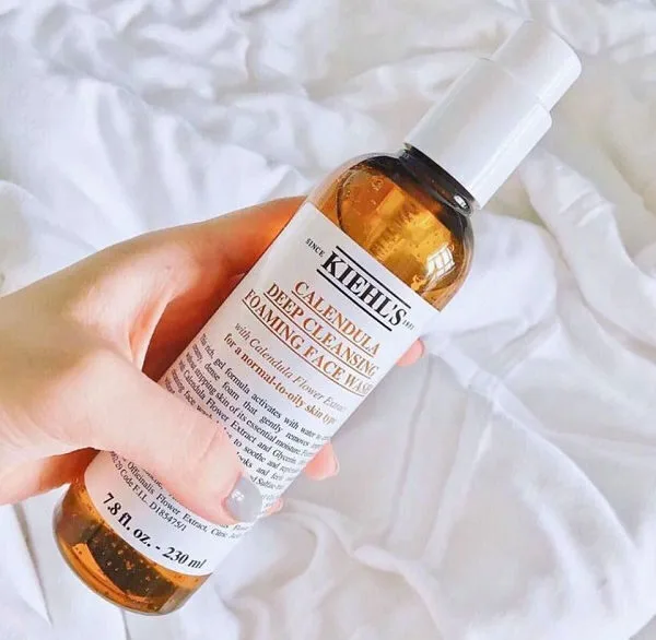 sữa rửa mặt hoa cúc kiehl's review