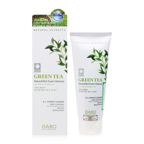 Sữa rửa mặt Dabo Green Tea Natural Rich Foam Cleanser