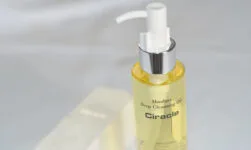 dầu tẩy trang ciracle