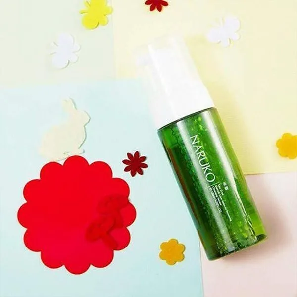 nước tẩy trang trà xanh naruko tea tree